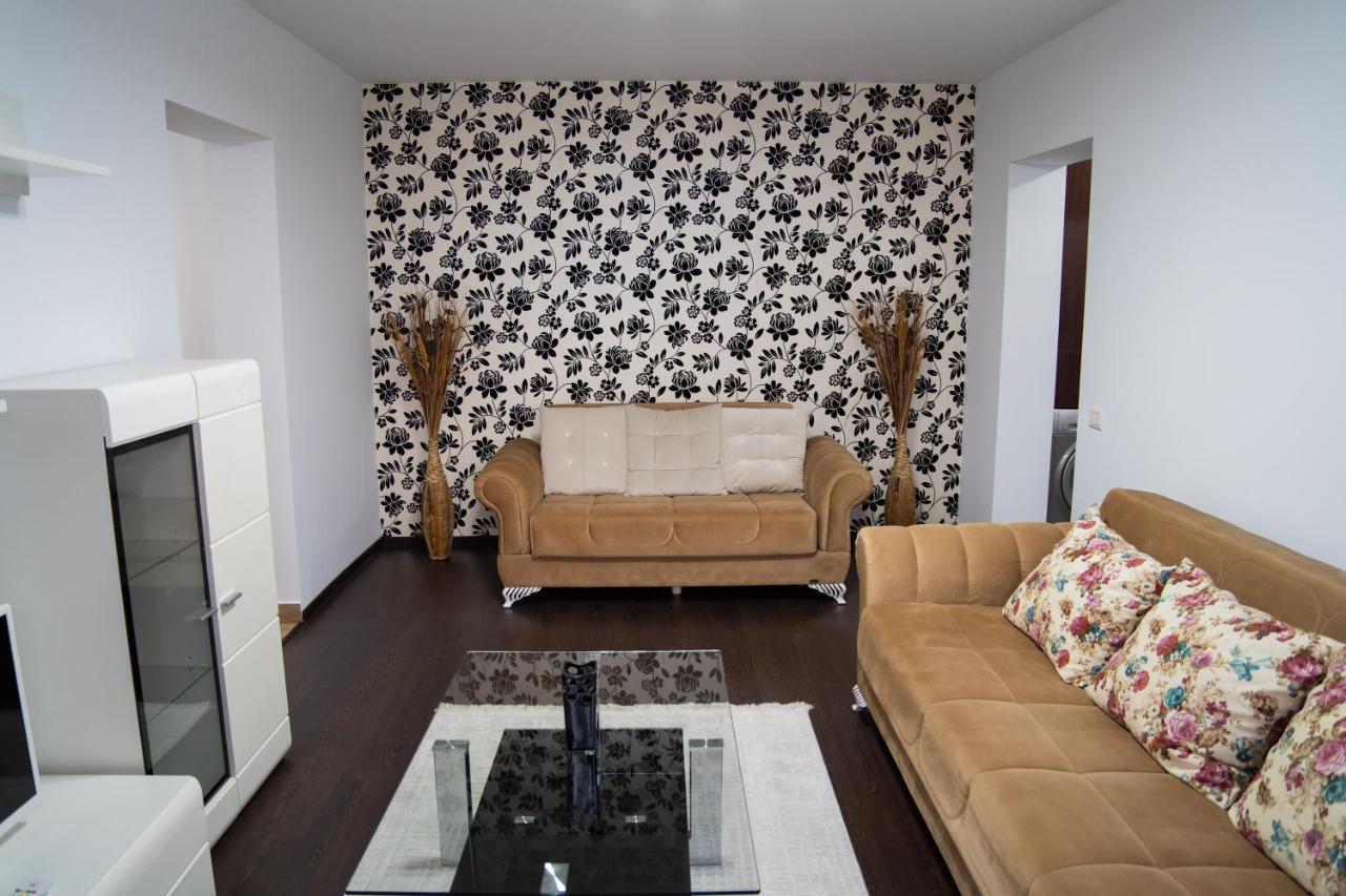 Ultracentral Golden Apartament 2 Suceava Bagian luar foto